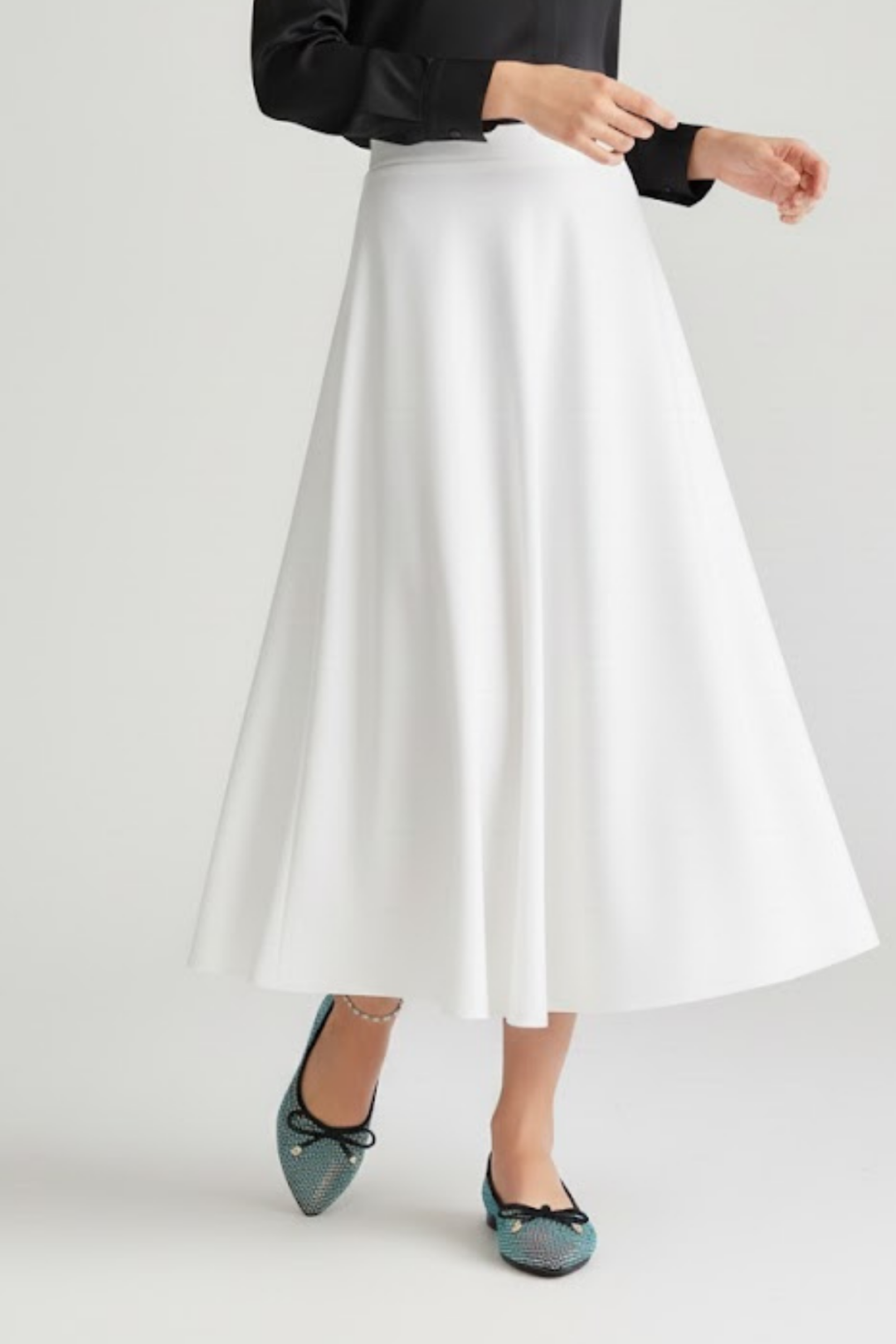 Sarra Kadın Siyah Saten İşlemeli Babet Ayakkabı