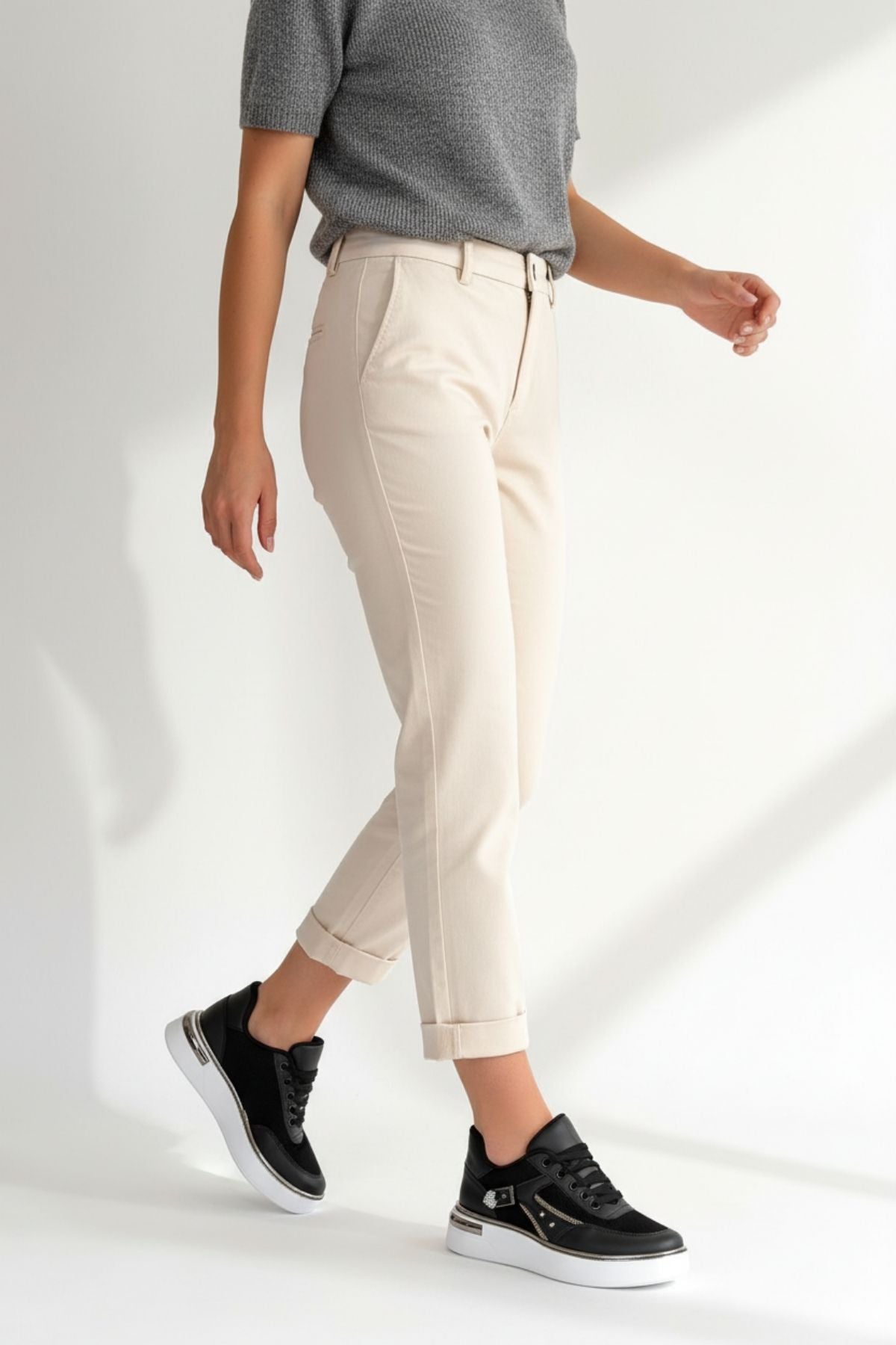 Junda Kadın Siyah Bağcıklı Spor Ayakkabı