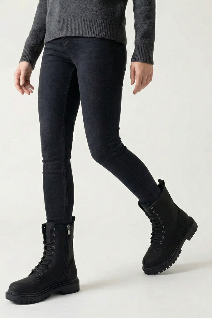 Rocco Kadın Kalın Tabanlı Siyah Postal Bot