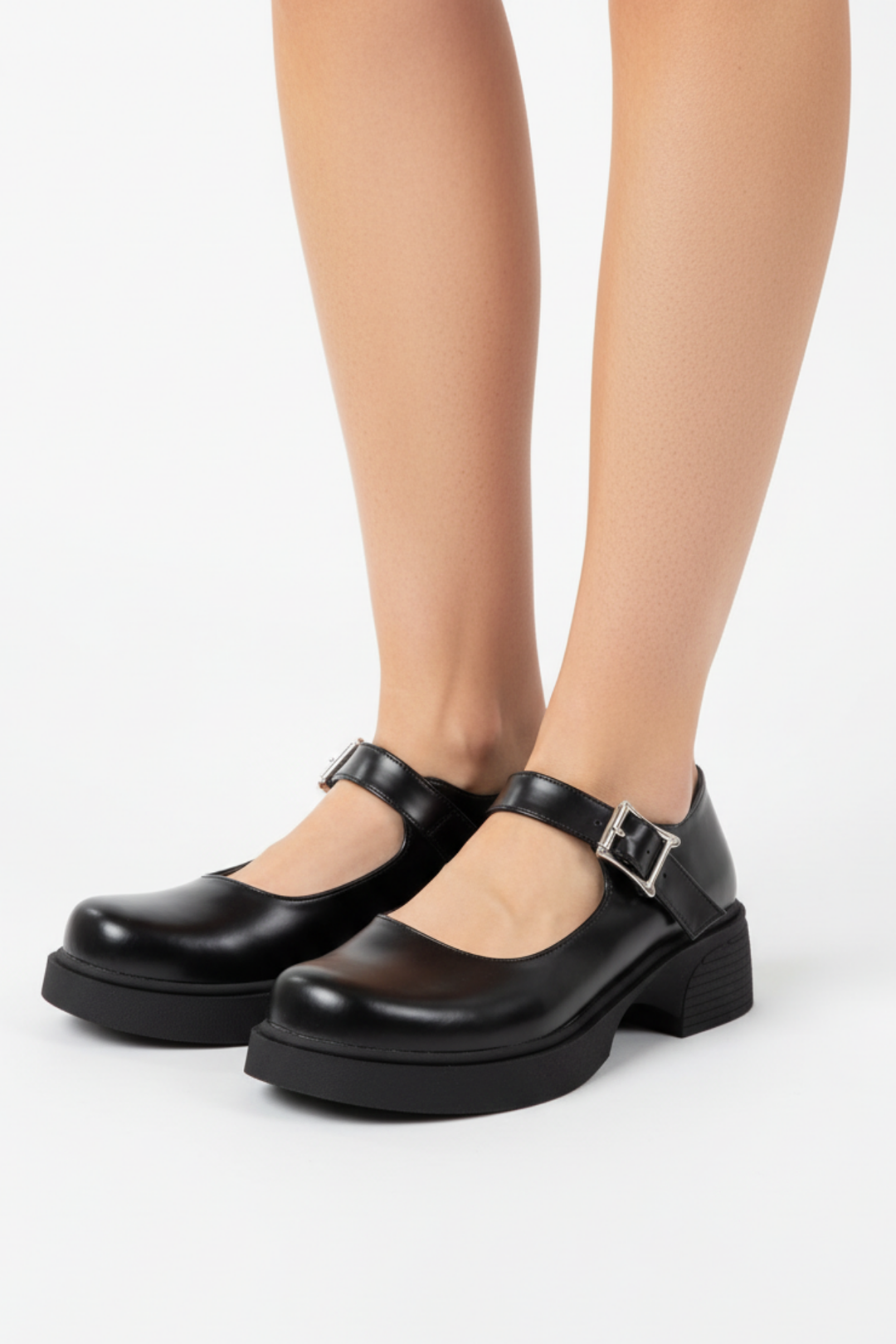 Berte Kadın Mat Rugan Siyah Babet Ayakkabı