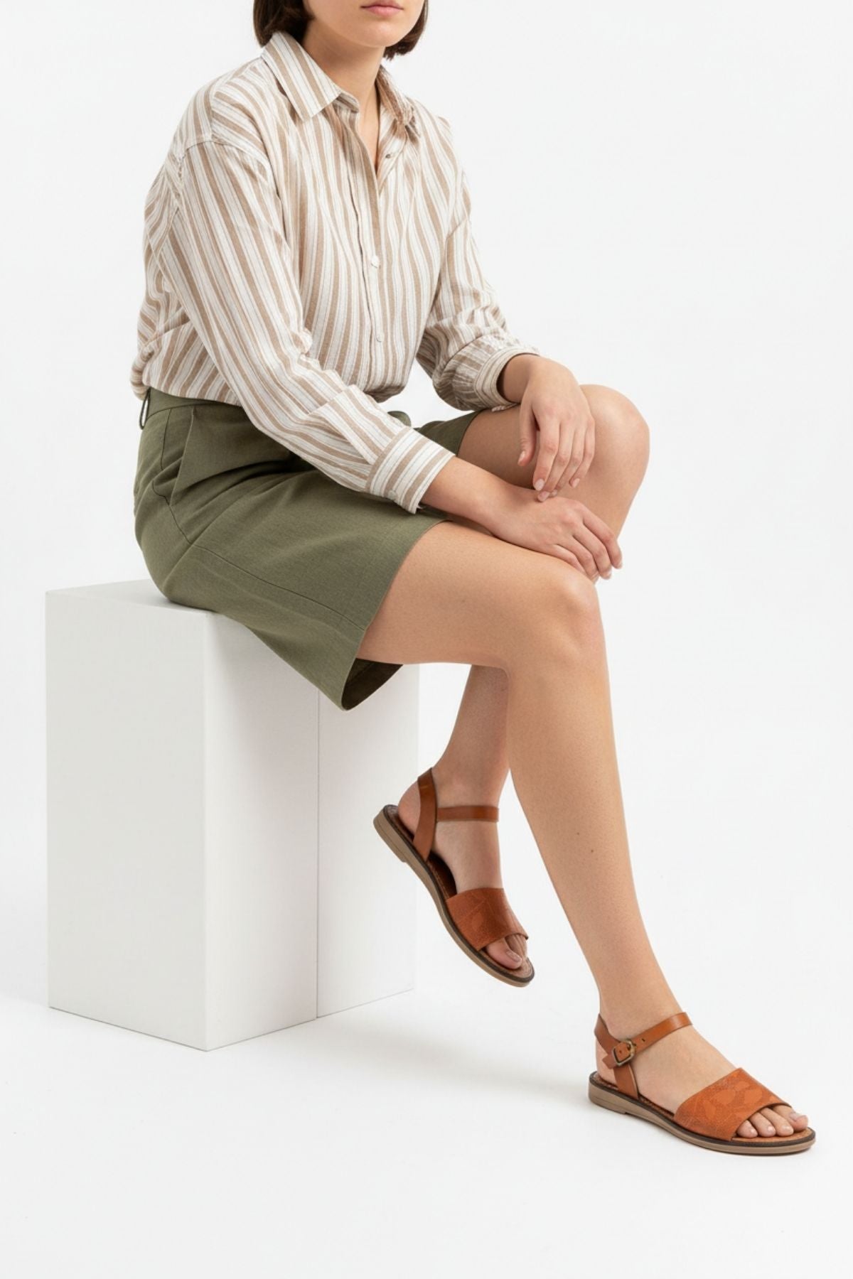 Beniksa Taba Hakiki Deri Kadın Sandalet