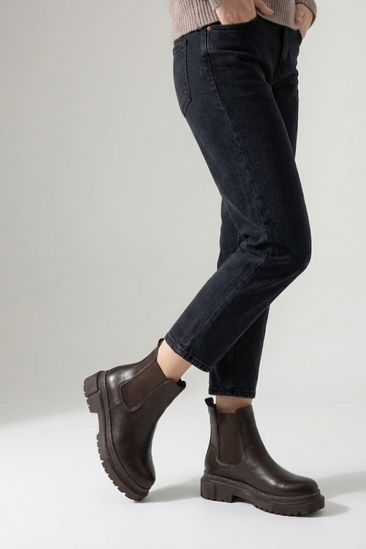 Nayliz Kahve Lastikli Kadın Bot