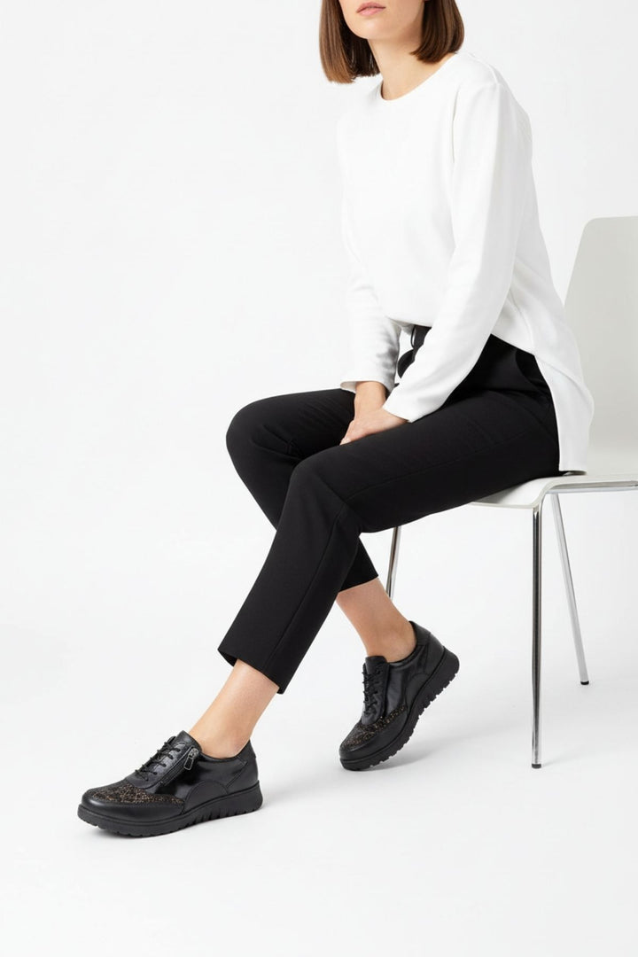 Gamsu Kadın Hakiki Deri Rugan Siyah Günlük Ayakkabı