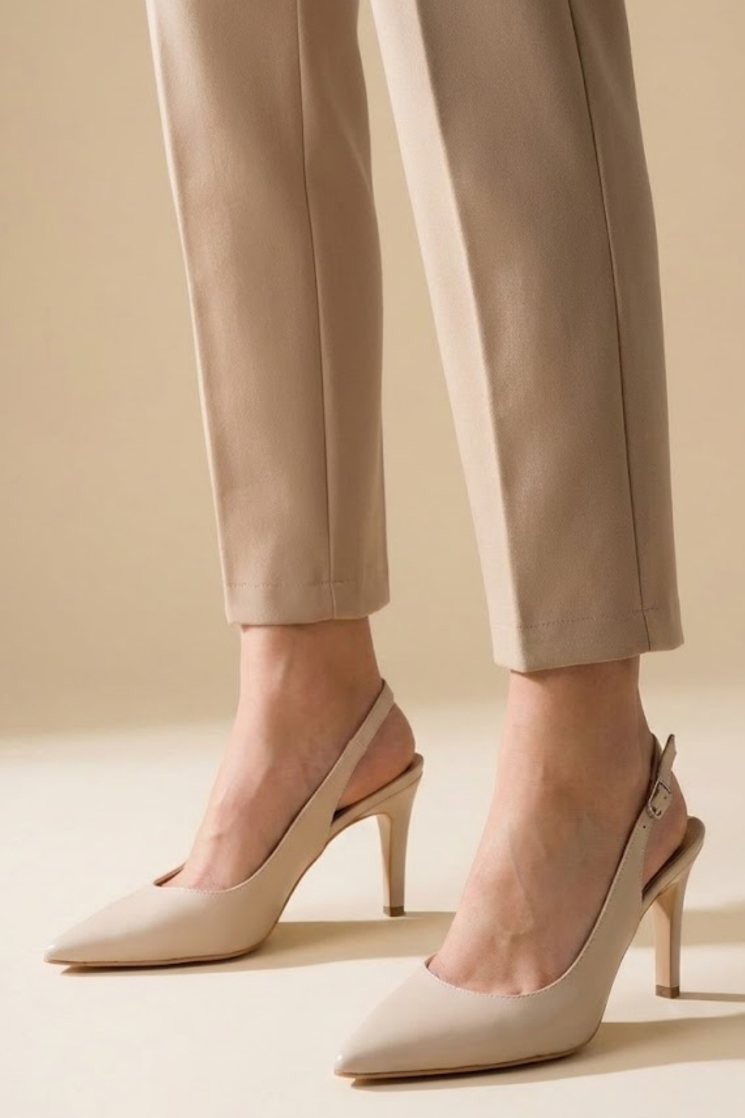 Holzercy Bej Arkası Açık Kadın Topuklu Ayakkabı