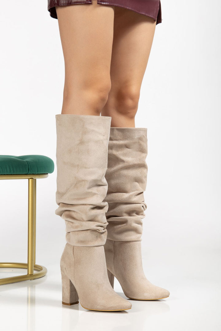 Jarnes Kadın Bej Süet Körüklü Kalın Topuklu Çizme
