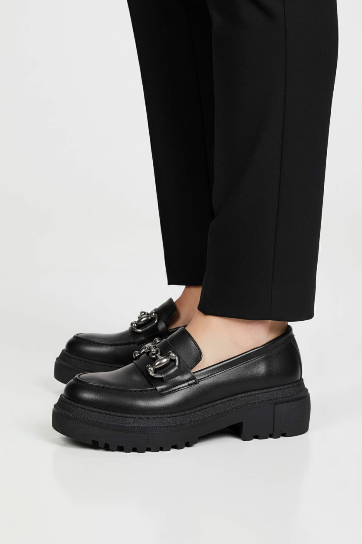 Lyova Tokalı Siyah Kadın Loafer Ayakkabı