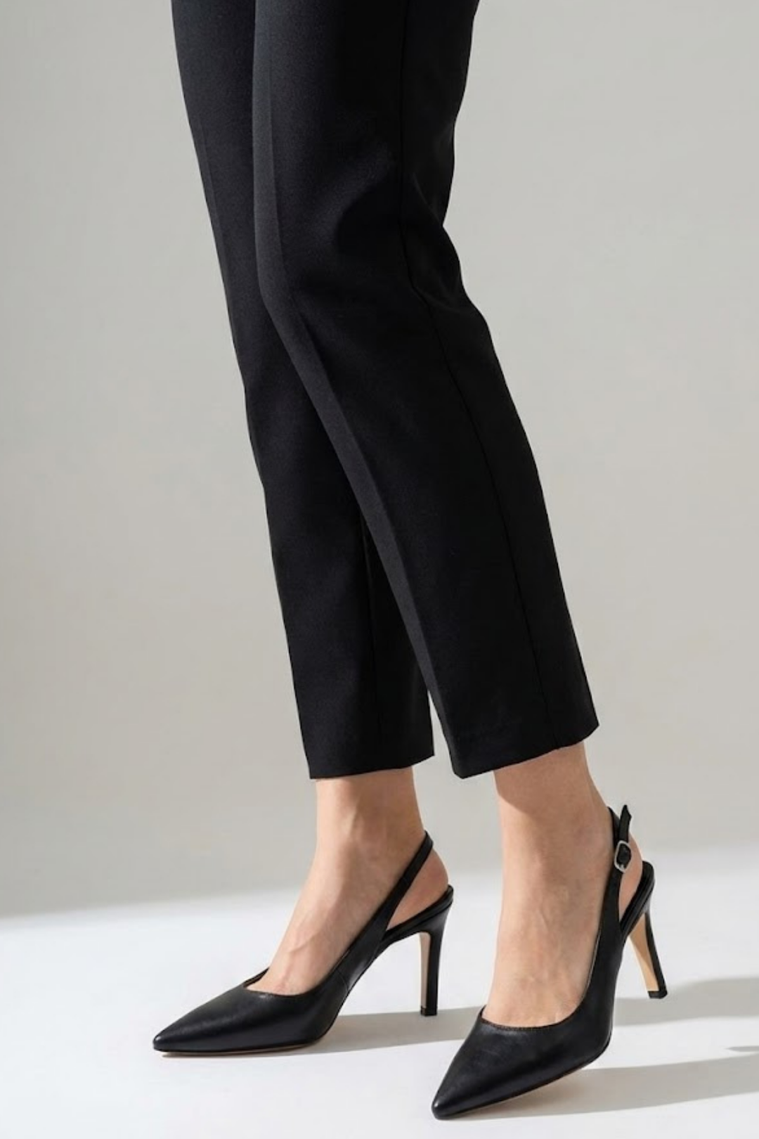 Holzercy Siyah Arkası Açık Kadın Topuklu Ayakkabı