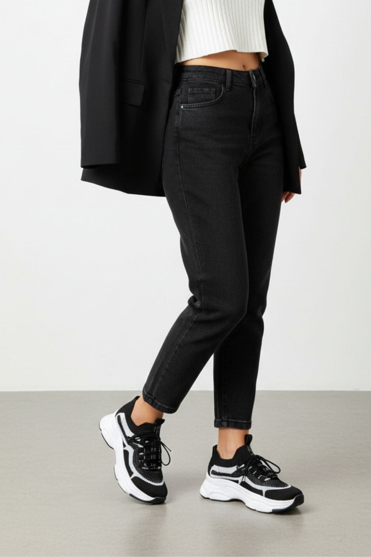 Lungma  Siyah Bağcıklı Fileli Günlük Spor Ayakkabı