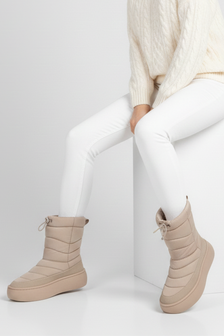 Petra Kadın Kalın Taban Paraşüt Kumaş Nut Kar Botu