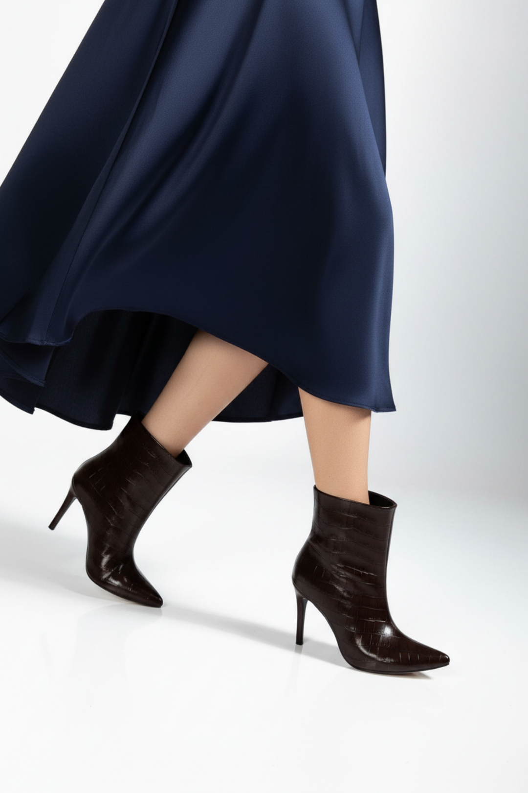 Mirelle Kadın Kahve Kroko Sivri Burun İnce Topuk Bot