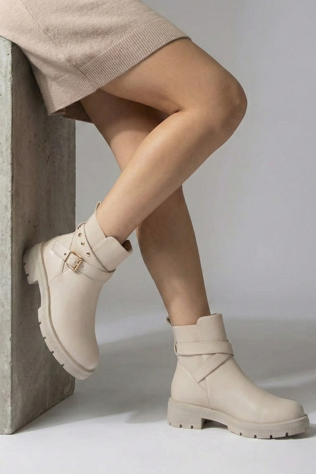 Layza Kadın Kalın Tabanlı Bej Bot