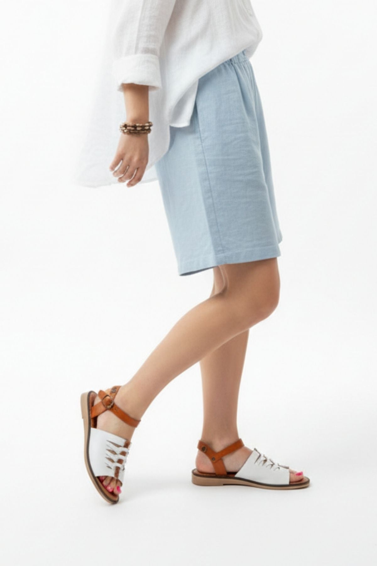 Cynikar Beyaz Hakiki Deri Kadın Sandalet