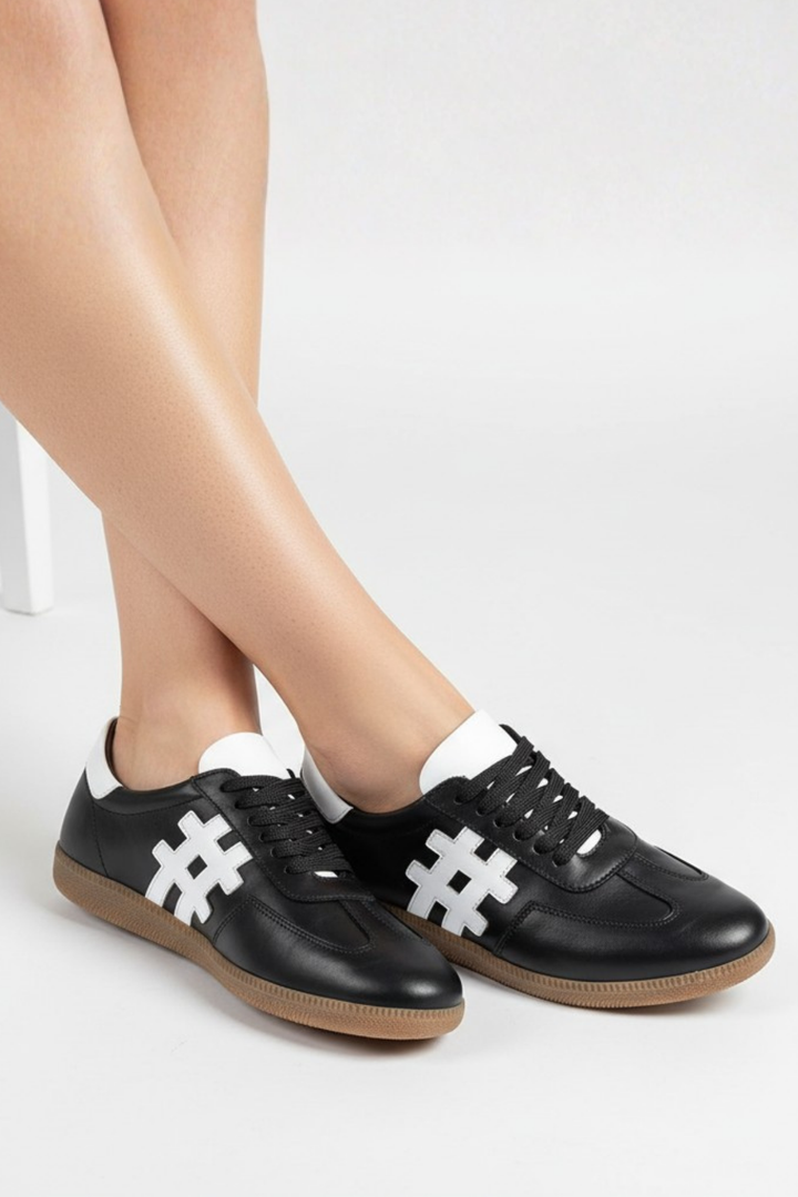 Maddo Kadın Hakiki Deri Siyah Beyaz Spor Ayakkabı