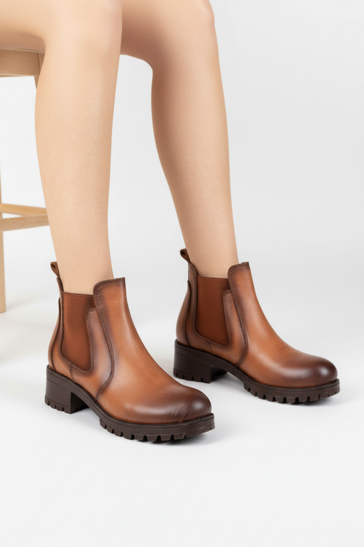 Efser Kadın Hakiki Deri Elastik Bantlı Taba Bot