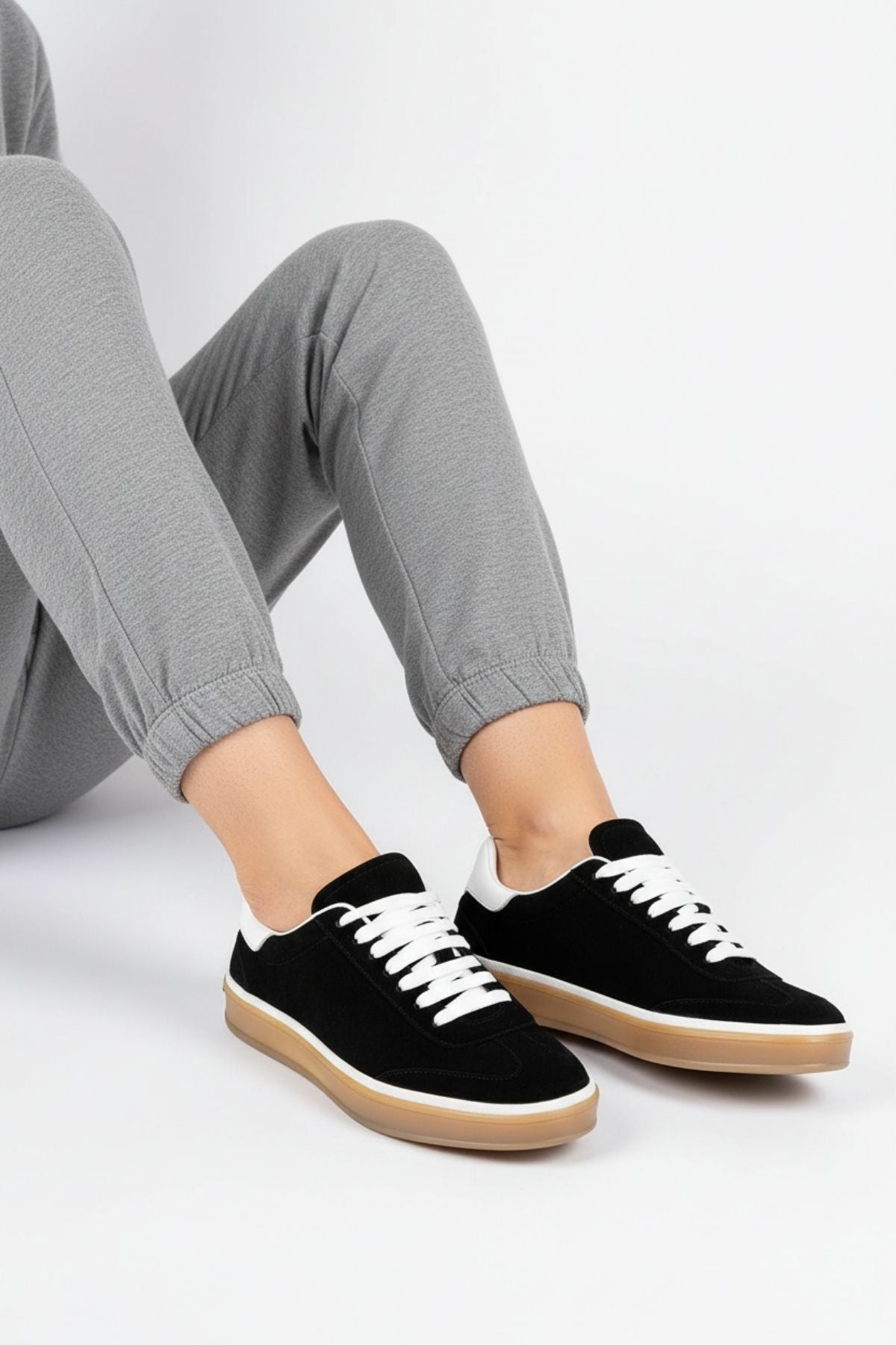 Vulca Kadın Hakiki Süet Deri Siyah Spor Ayakkabı