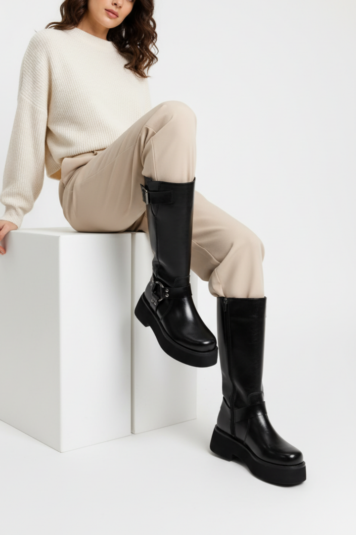 Fasmer Kadın Kalın Tabanlı Siyah Çizme