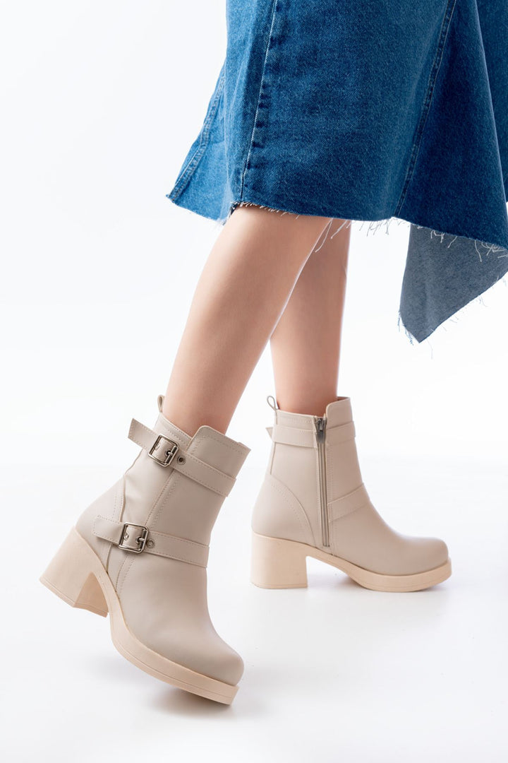 Tahzun Bej Topuklu Fermuarlı Kadın Bot