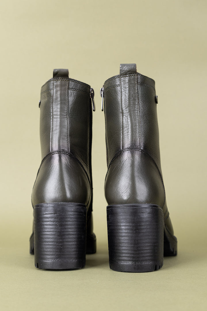 Galsu Kadın Hakiki Deri Yeşil Kalın Topuklu Bot