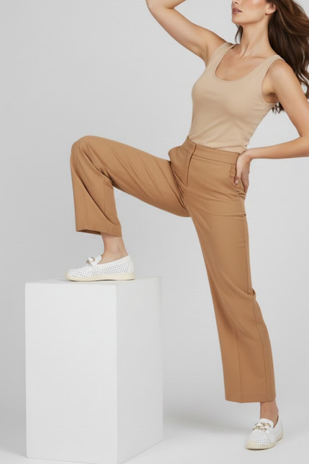 Riwan Kadın Beyaz Zincir Detaylı Babet Ayakkabı