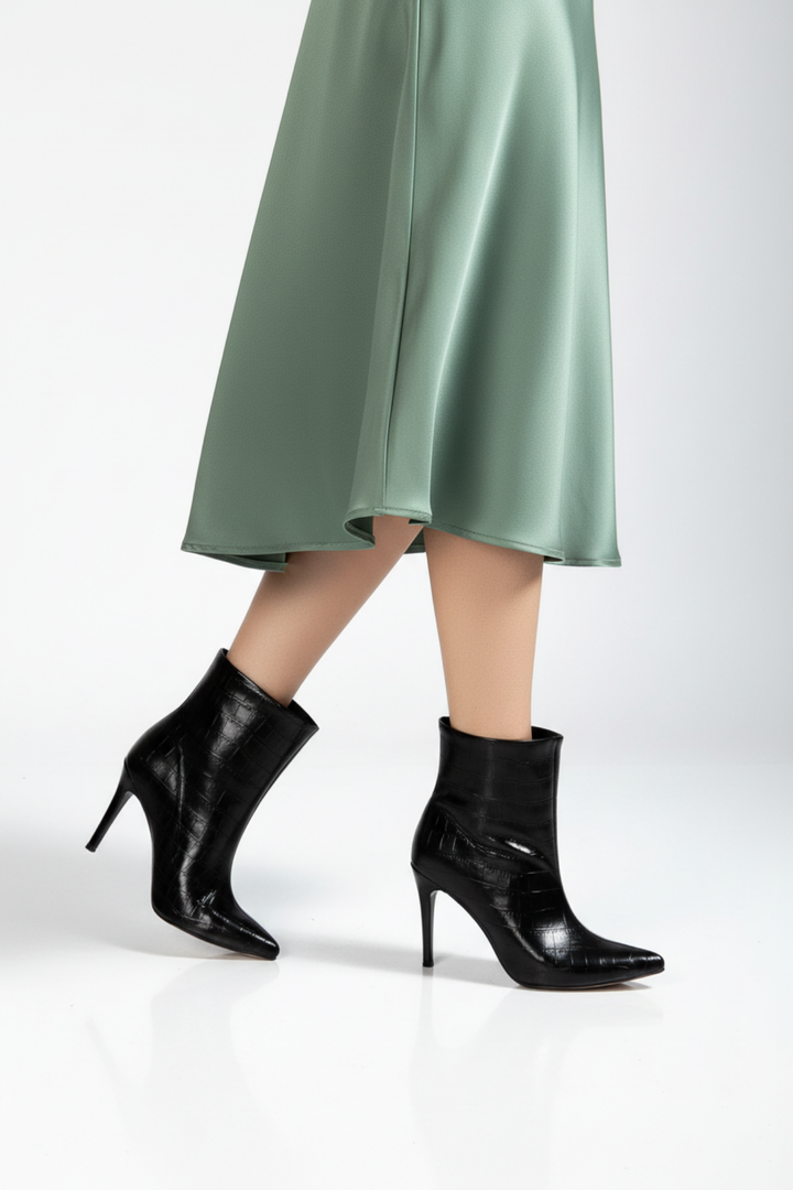 Mirelle Kadın Siyah Kroko Sivri Burun İnce Topuk Bot