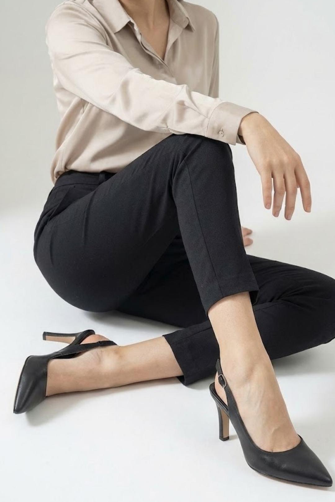 Holzercy Siyah Arkası Açık Kadın Topuklu Ayakkabı