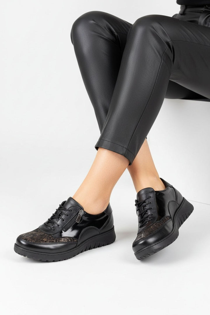 Gamsu Kadın Hakiki Deri Rugan Siyah Günlük Ayakkabı