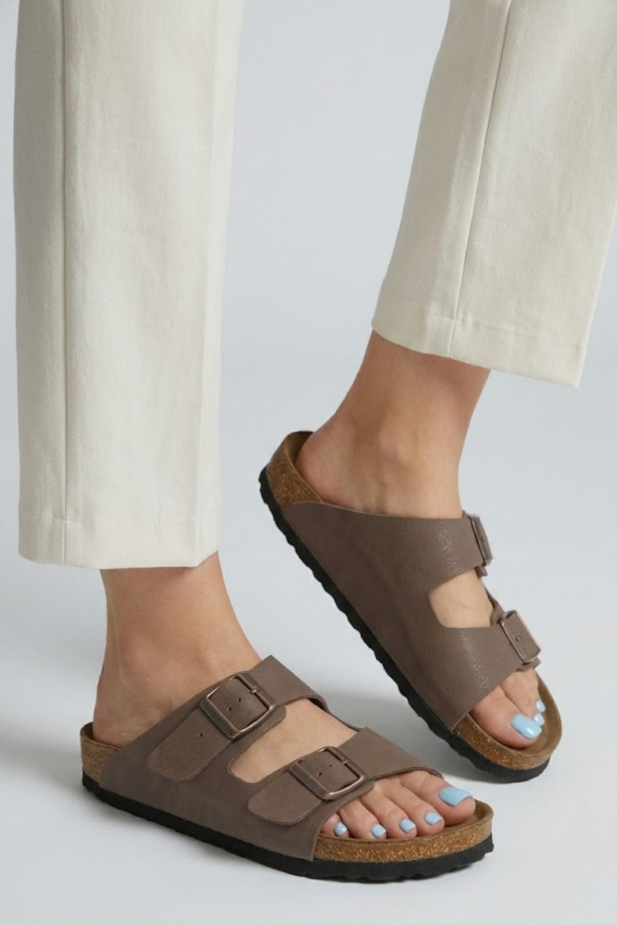 Rıno Kadın Kahverengi Nubuk Kemerli Terlik