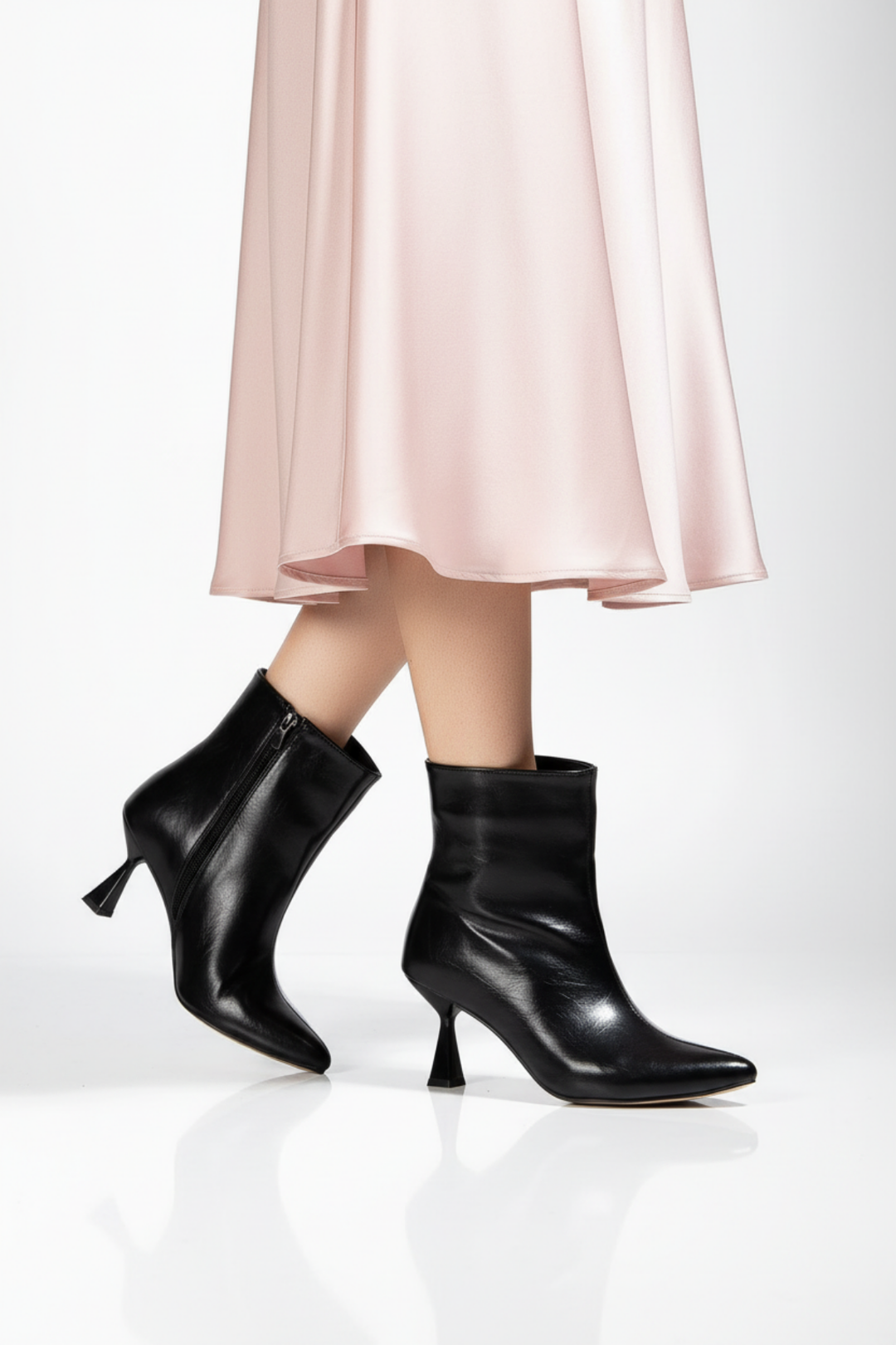 Rosven Kadın Siyah Rugan Kırışık Dokulu Kare Topuk Bot