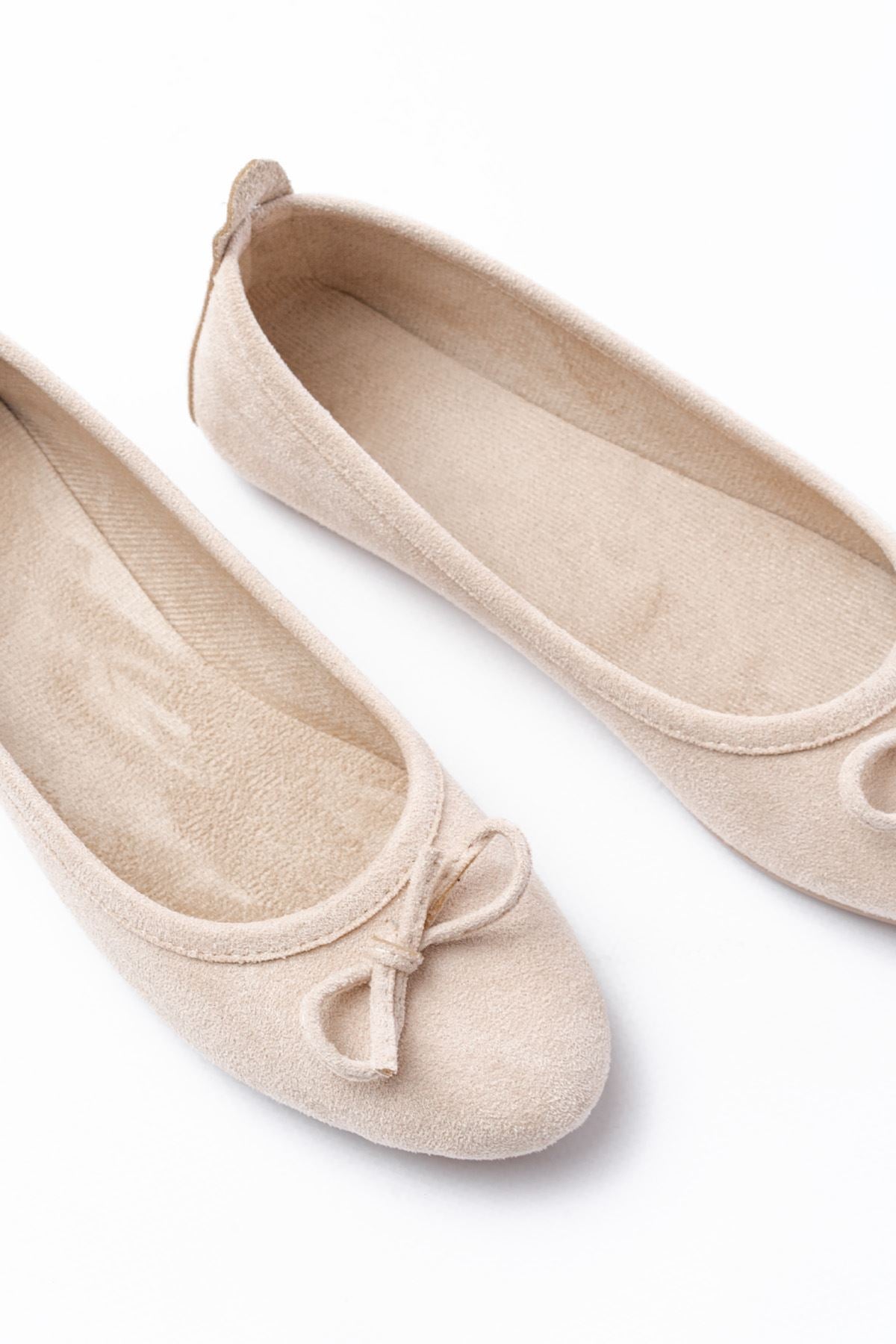 Blenve Bej Süet Fiyonklu Günlük Kadın Babet