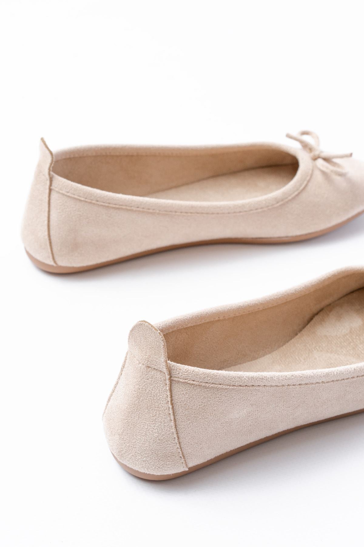 Blenve Bej Süet Fiyonklu Günlük Kadın Babet