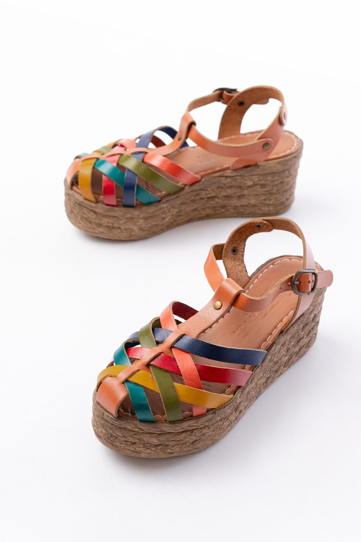 Nergan Taba Multi Hakiki Deri Dolgu Kadın Sandalet