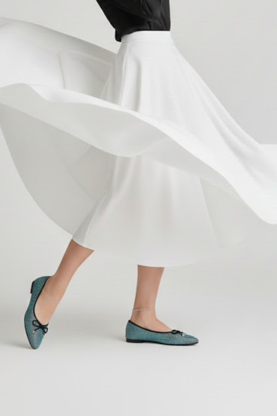 Sarra Kadın Siyah Saten İşlemeli Babet Ayakkabı