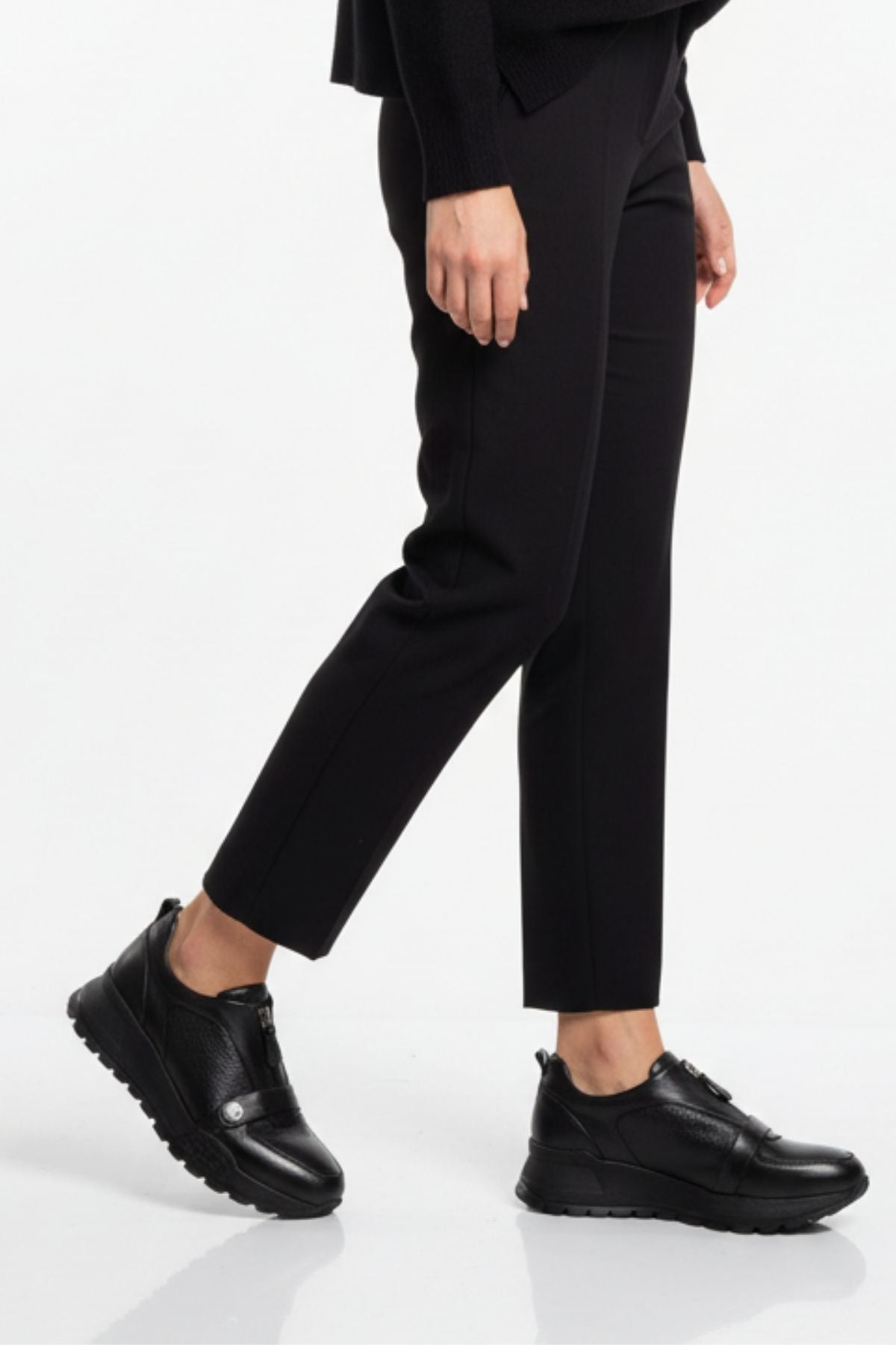 Robigo Kadın Hakiki Deri Siyah Spor Ayakkabı