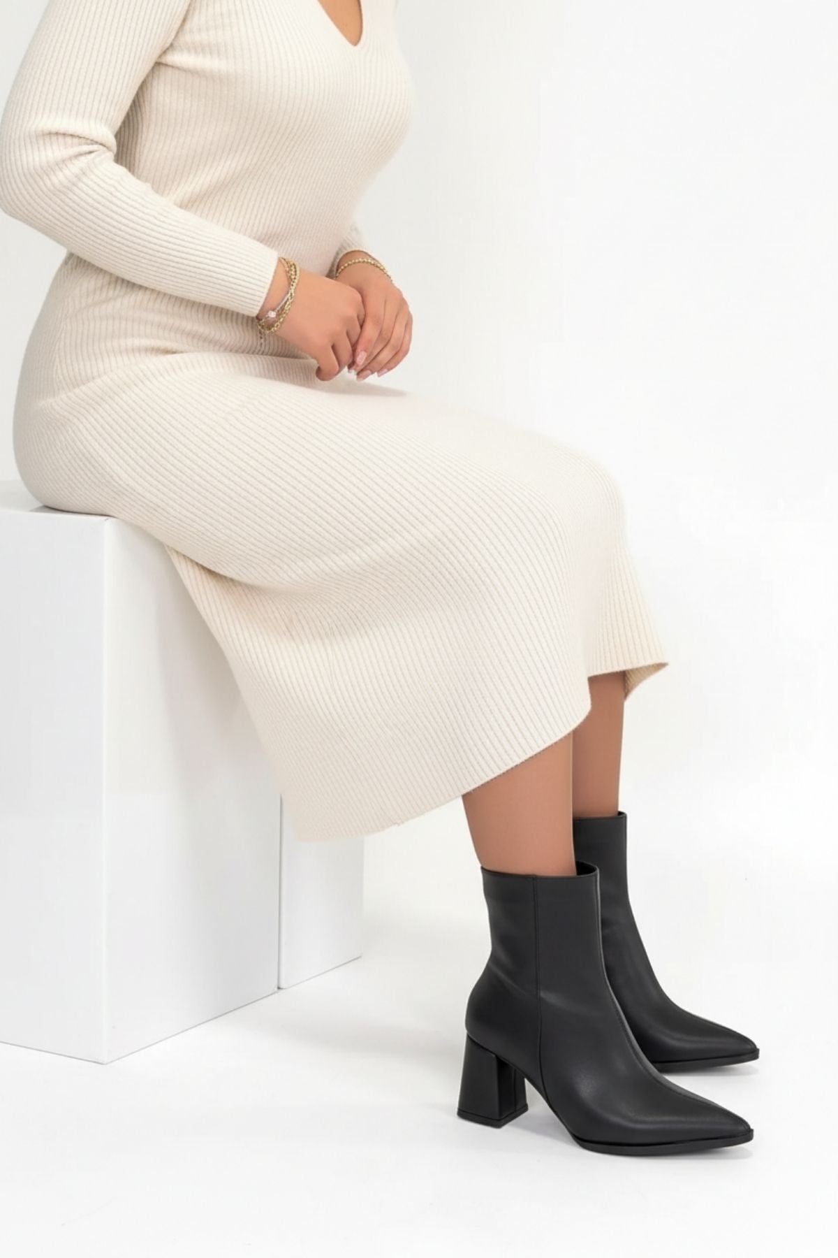 Oter Kadın Siyah Topuklu Bot