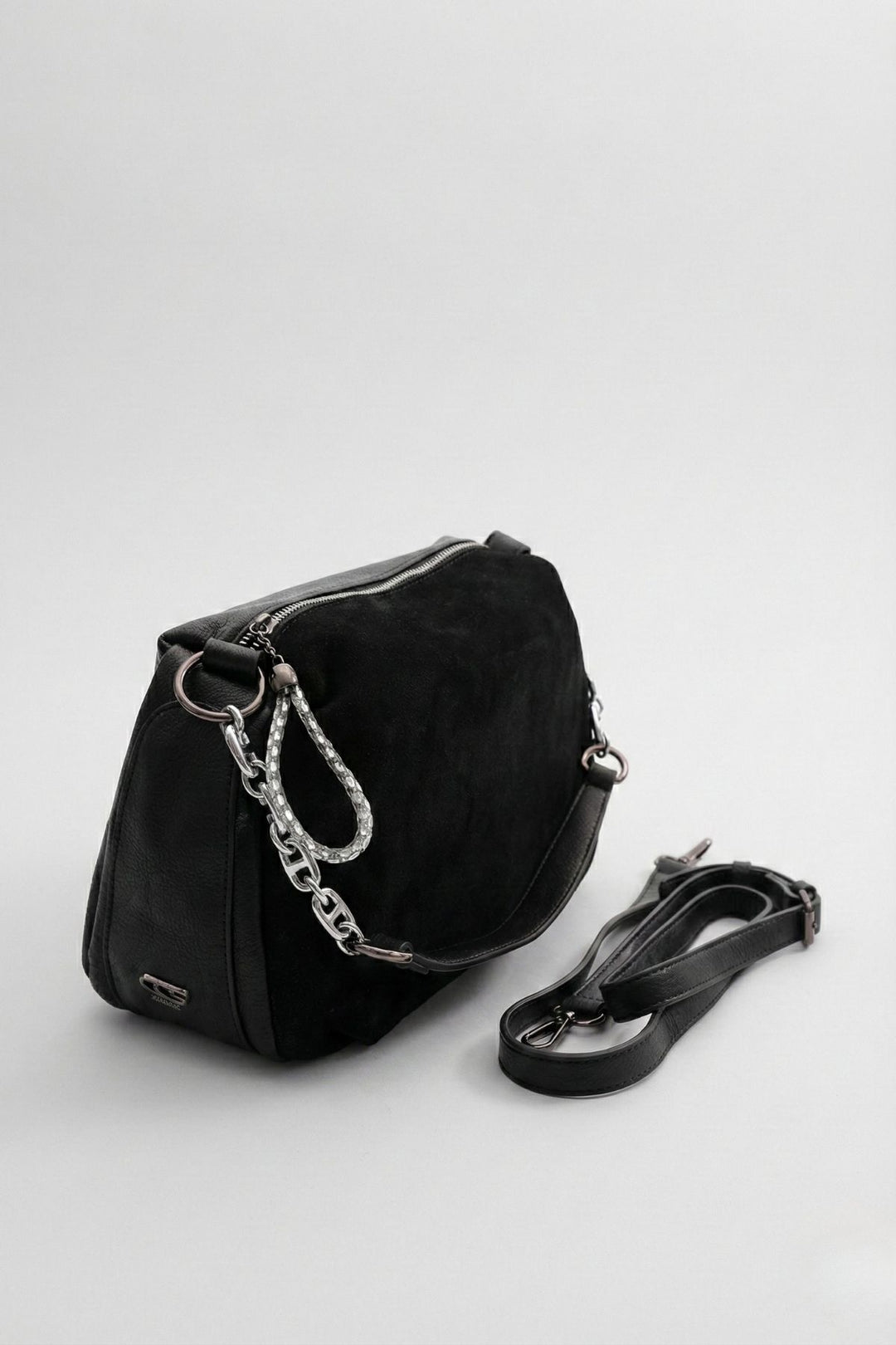İnsigne Kadın Hakiki Süet Zincir Askılı Omuz Çantası ve Çapraz Çanta