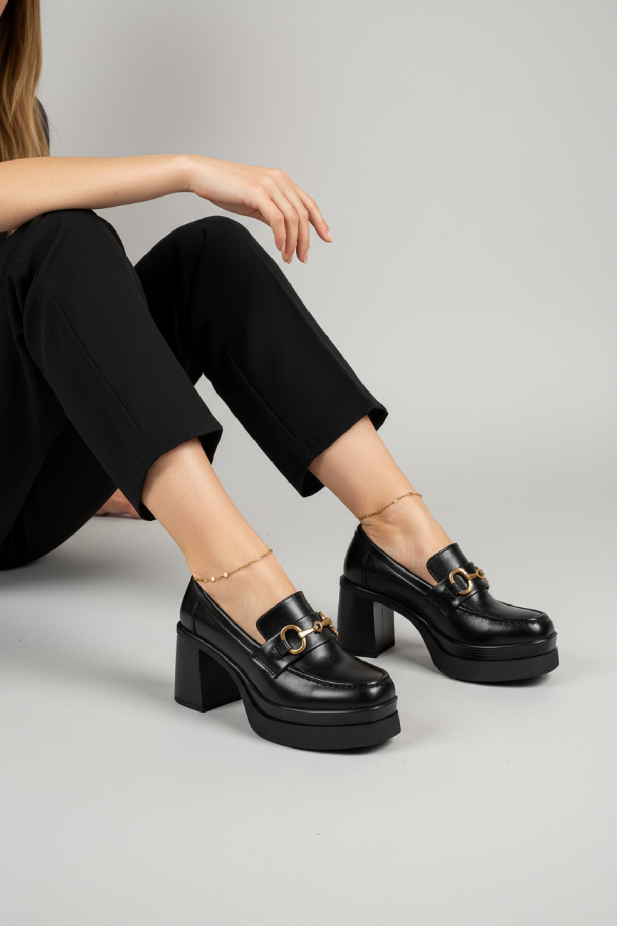Janset Kadın Siyah Topuklu Loafer Ayakkabı