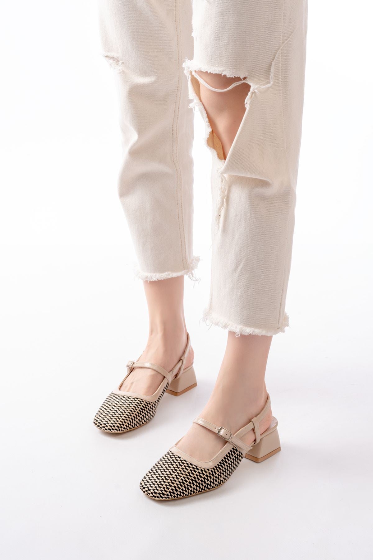 Larknu Bej Desenli Arkası Açık Günlük Kadın Sandalet