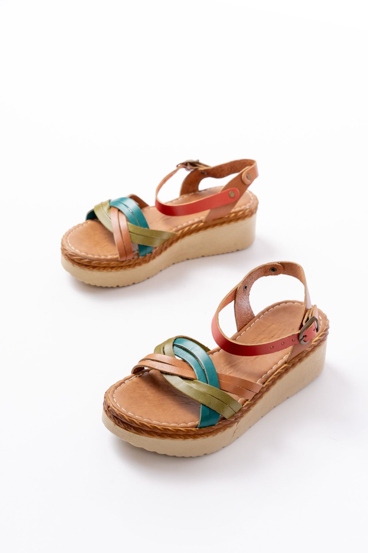 Susen Multi Hakiki Deri Taban Kadın Sandalet