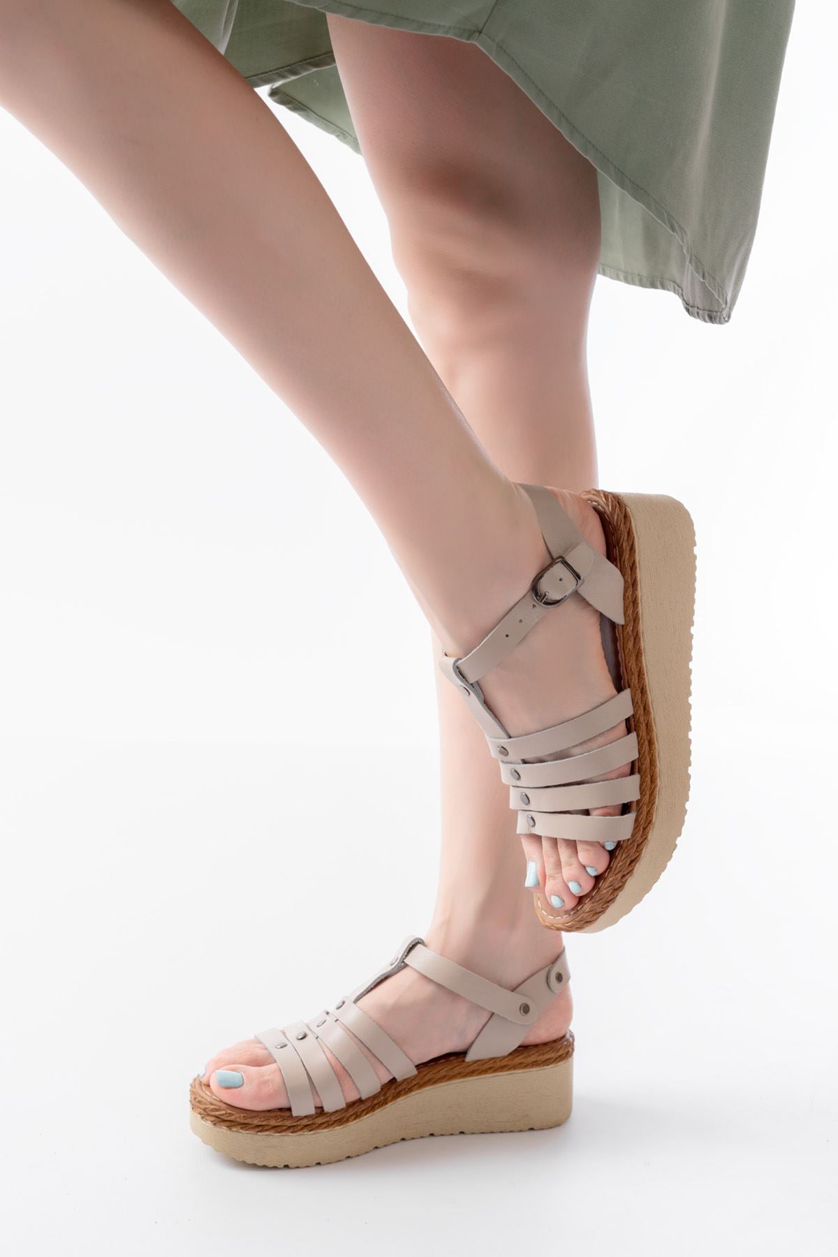 Zülfüar Bej Hakiki Deri Taban Kadın Sandalet