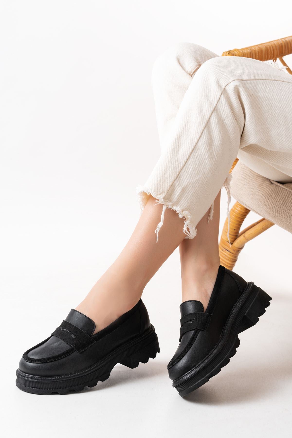 Renesa Siyah Günlük Yüksek Tabanlı Loafer Ayakkabı