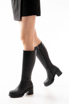 Rapion Siyah Fermuarlı Topuklu Kadın Çizme