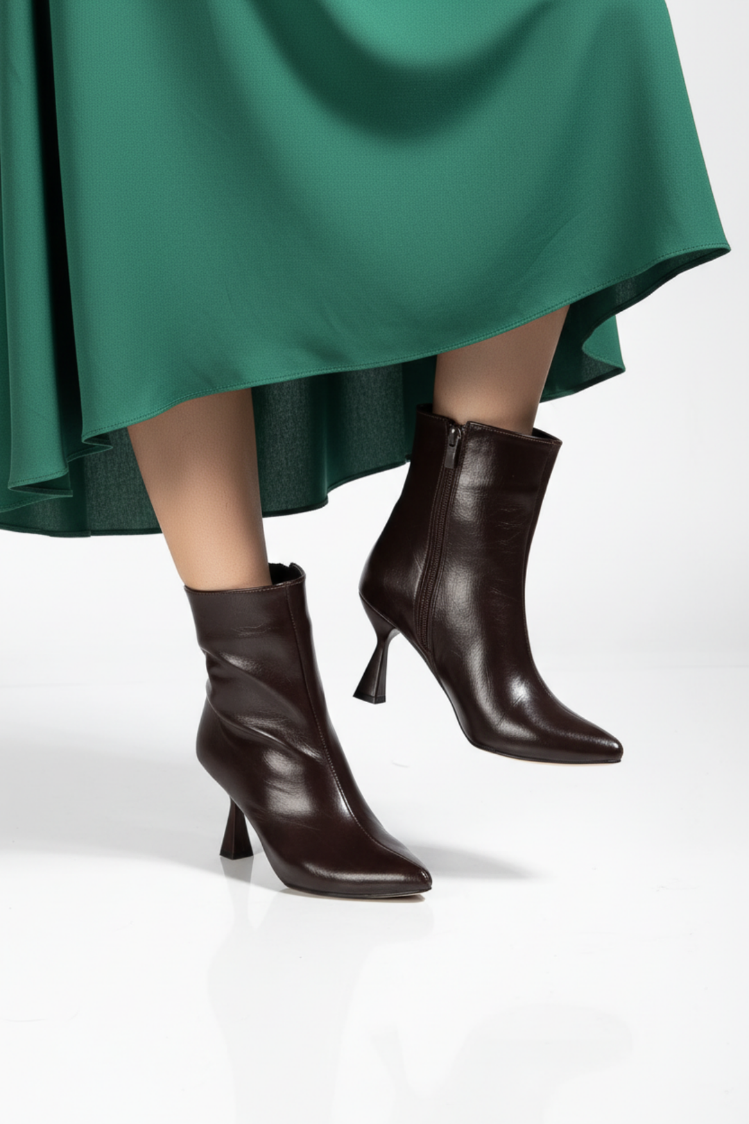 Rosven Kadın Kahve Rugan Kırışık Dokulu Kare Topuk Bot