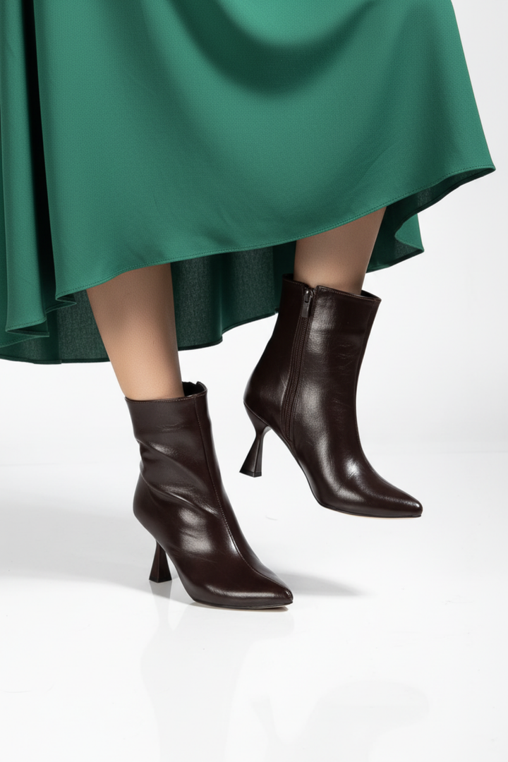 Rosven Kadın Kahve Rugan Kırışık Dokulu Kare Topuk Bot