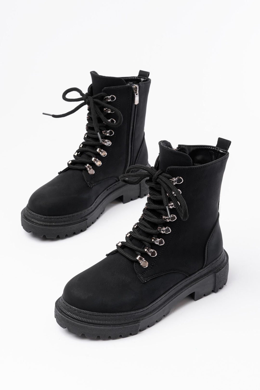 Nayza Siyah Zümrüt Bağcıklı Fermuarlı Kadın Bot