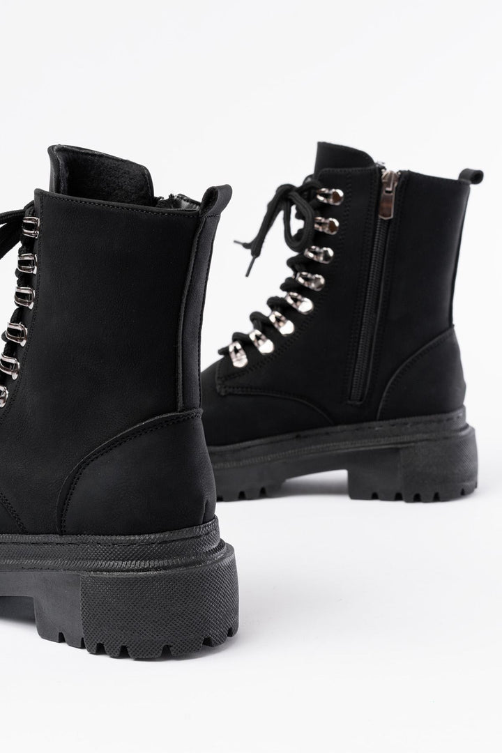 Nayza Siyah Zümrüt Bağcıklı Fermuarlı Kadın Bot