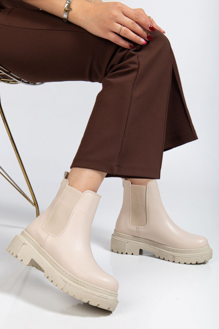 Nayliz Bej Lastikli Kadın Bot