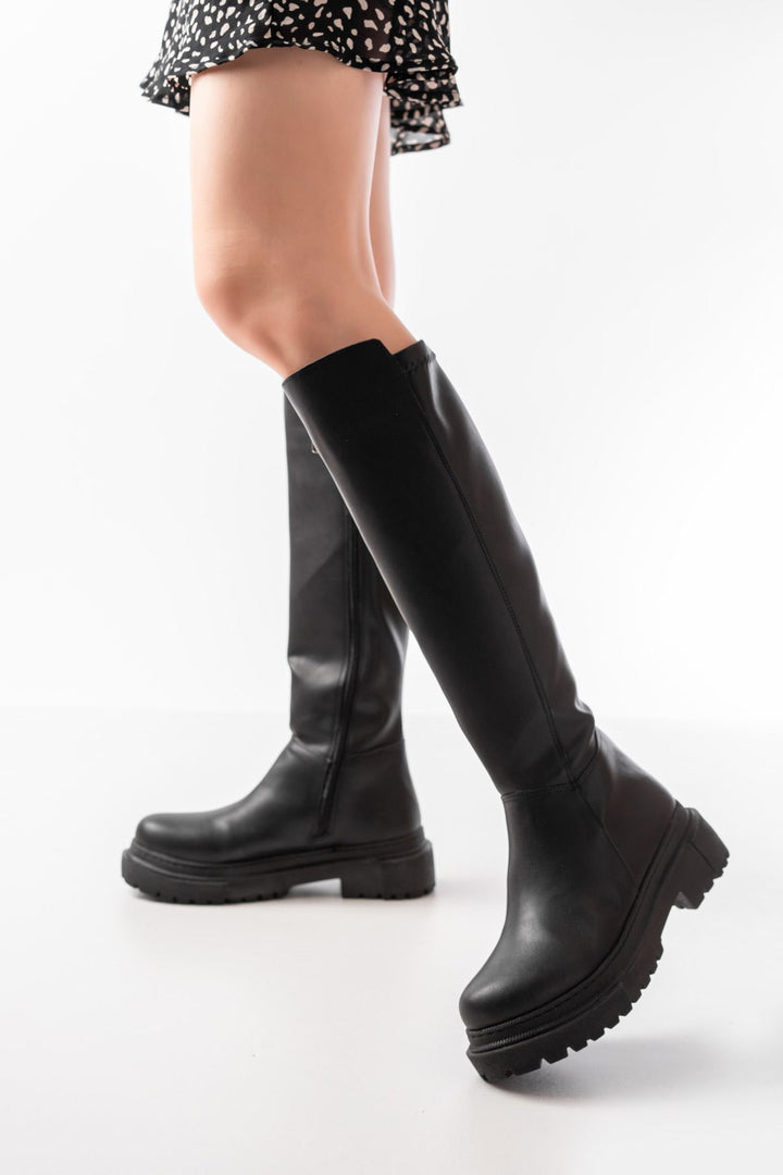 Halbert Siyah Fermuarlı Kadın Çizme