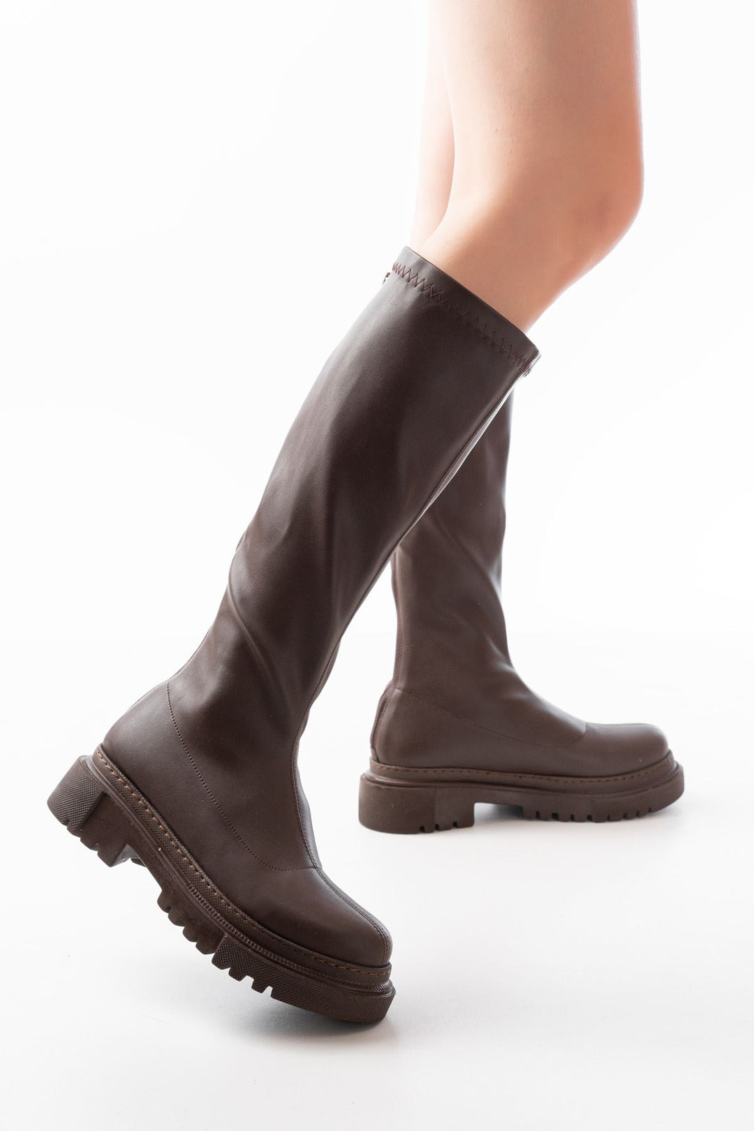 Mazre Kahverengi Streç Arkadan Fermuarlı Kadın Çizme