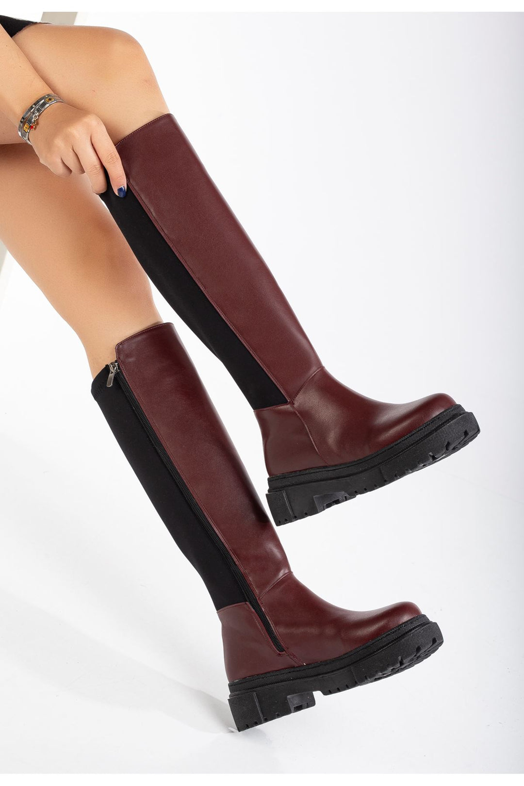 Razye Bordo Arkası Streç Fermuarlı Kadın Çizme  812-305BRD