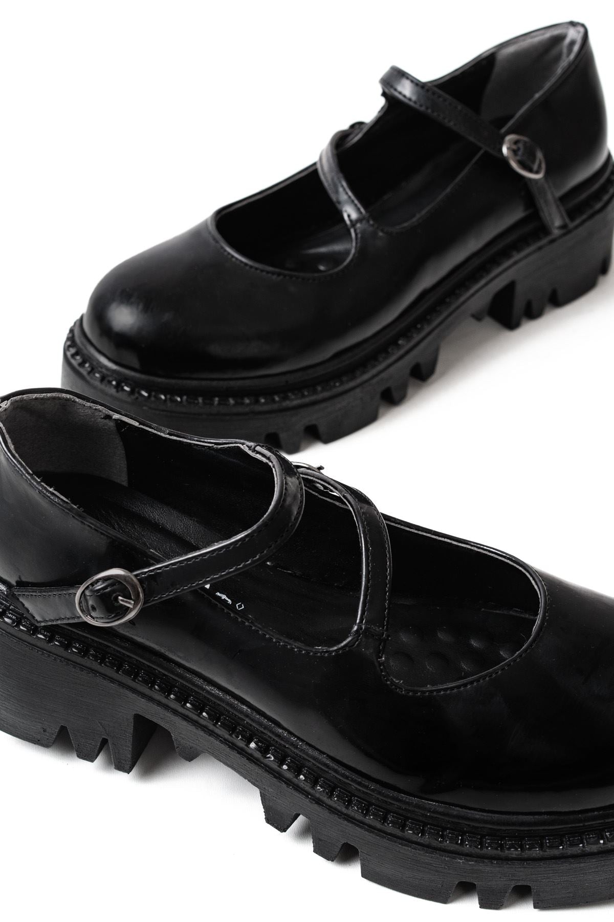 Ayones Siyah Rugan Günlük Yüksek Tabanlı Loafer Ayakkabı